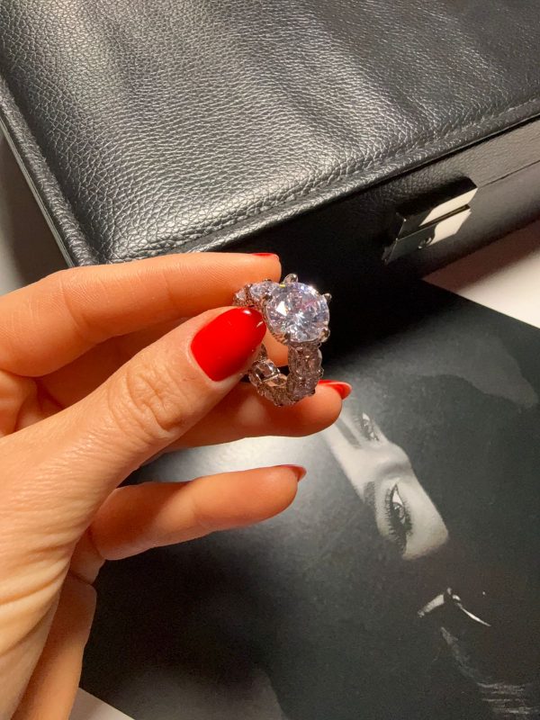 15385856898-whatsapp-image-2025-10-21-at-11-35-40.jpeg Anel Gran Georgina