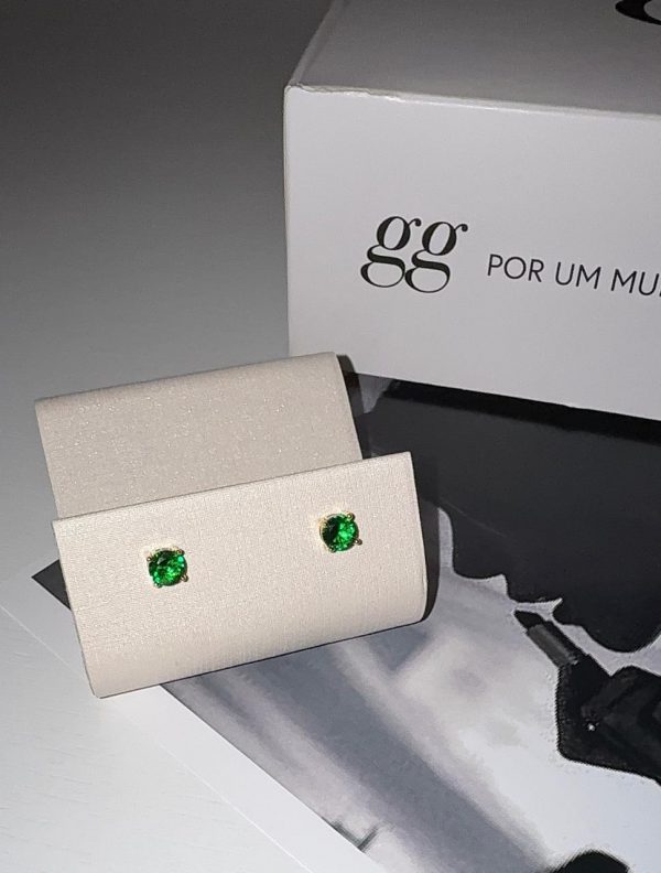 Duo de brincos ponto de luz esmeralda dourado