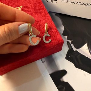 Argolas Personalizadas Letra C dourada/prateada