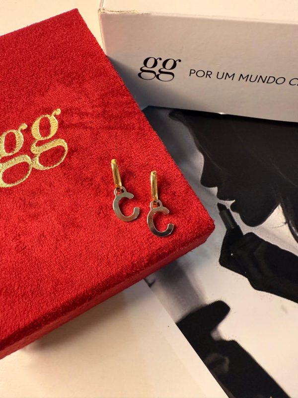Argolas Personalizadas Letra C dourada/prateada