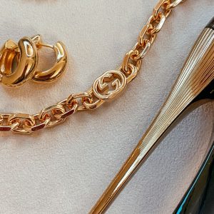 Colar correntaria GG