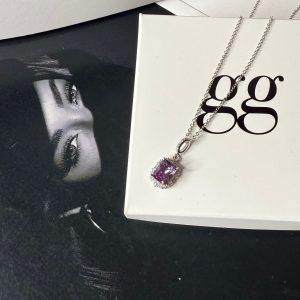 15396135368-whatsapp-image-2025-11-25-at-12-44-12.jpeg Colar Solitário Lavanda Camponesa