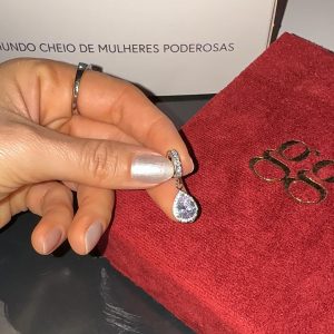 15396138937-whatsapp-image-2025-11-25-at-13-06-45.jpeg Pingente Gota Petit Lilás