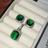 15539560966-whatsapp-image-2026-05-12-at-18-21-00.jpeg Pingente + brincos verde esmeralda
