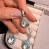 15546153521-whatsapp-image-2026-05-18-at-13-33-49.jpeg Pingente + brincos grande Gota azul serenity