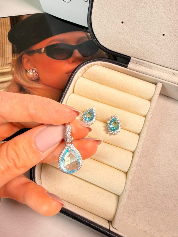 15546155338-whatsapp-image-2026-05-18-at-13-33-48-1.jpeg Pingente + brincos P Gota azul serenity
