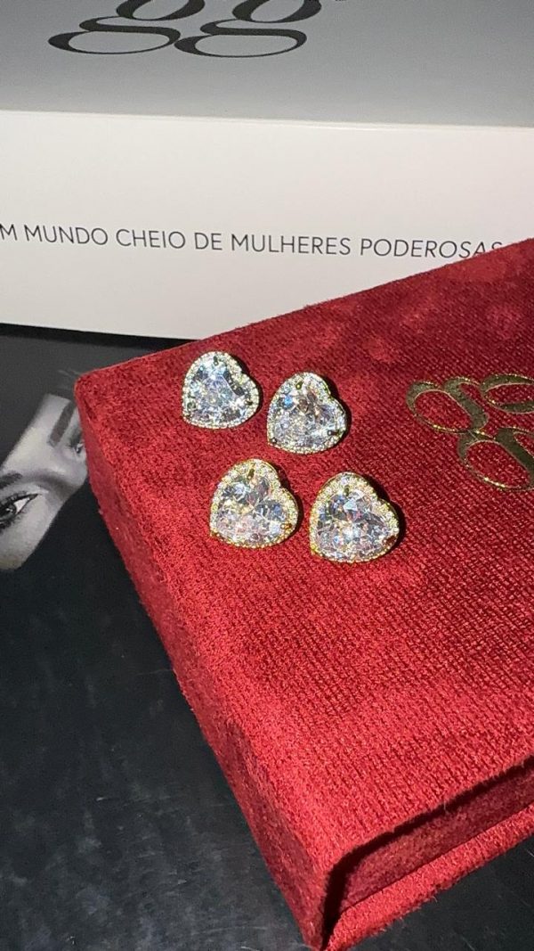 15602988869-whatsapp-image-2026-09-03-at-08-02-28-1.jpeg Brincos coração Diamond