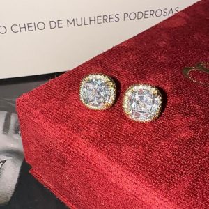 15602992638-whatsapp-image-2026-09-03-at-08-07-53.jpeg Brincos Ponto de Luz Diamond