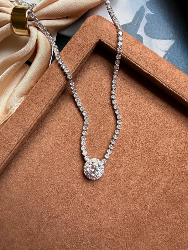 15617764595-whatsapp-image-2026-10-01-at-07-52-05-5.jpeg Conjunto Princesa Emanuele cristal